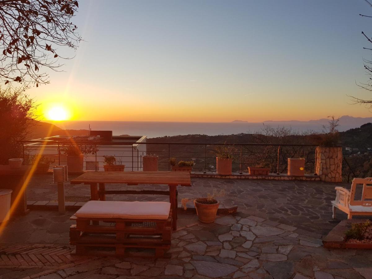 B&B Il Giardino Di Armida Ogliastro Cilento Zewnętrze zdjęcie